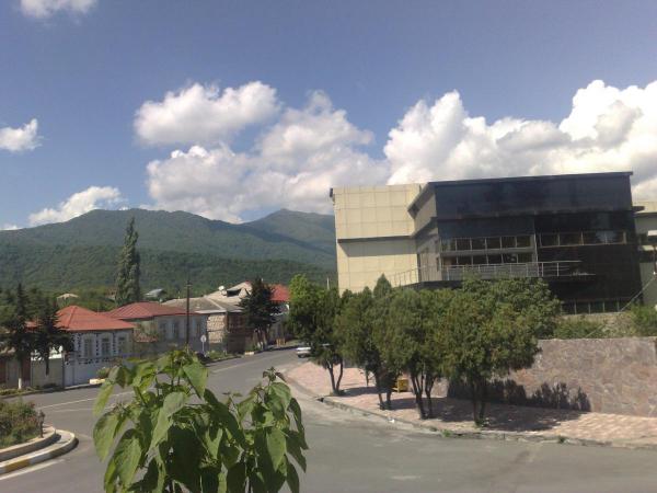 post-11796-0-71268400-1381560761_thumb.j