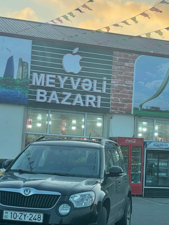 apple bazar.jpg